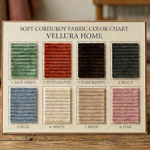 Pu&ograve; includere: Una cartella colori rettangolare per tessuto in velluto a coste morbido Vellura Home con otto campioni in verde salvia, arancione ruggine, marrone scuro, nero, blu, bianco, beige e rosa. Ogni campione &egrave; numerato ed etichettato su fondo crema.