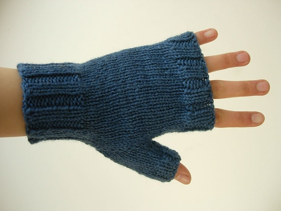 woven fingerless gloves
