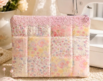 Estuche rosa hecho a mano con retazos, bolso con cremallera floral, organizador de maquillaje, para mujer, estuche de viaje, organizador de bolso, almacenamiento de escritorio, para uso diario.