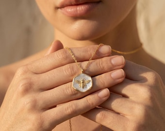Bee Necklace Gold • Mother of Pearl Bee Pendant • Hexagon Necklace Women • Dainty Bee Jewelry • Birthday Gift for Her
