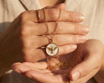 Bird Necklace Gold • Mother of Pearl Bird Coin Pendant  • Freedom Necklace Women • Flying Bird Charm Necklace • Birthday Gift for Her