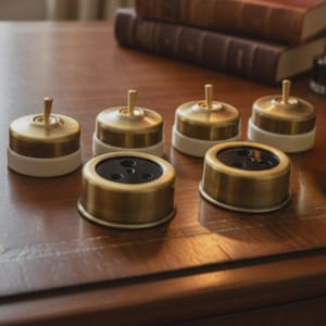 Conjunto de 6 interruptores e tomadas de cerâmica em latão antigo, ferragens elétricas vintage, decoração para casa (4 interruptores e 2 tomadas)