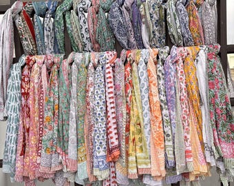 100 stuks groothandel sarongs, bulk boho stranddoeken, katoenen pareobundel met handblokprint, bloemen zomerdekens voor wederverkopers