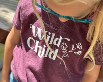 Koszulka unisex Wild Child Floral Boho Youth