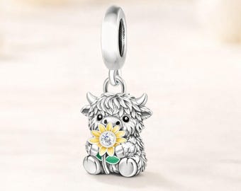 Pingente de vaca escocesa das Terras Altas com girassol, lindo pingente de vaca para pulseira, joia com tema de animais de fazenda, presente para ela, presente para o Dia das Mães, pingente para amantes de animais.