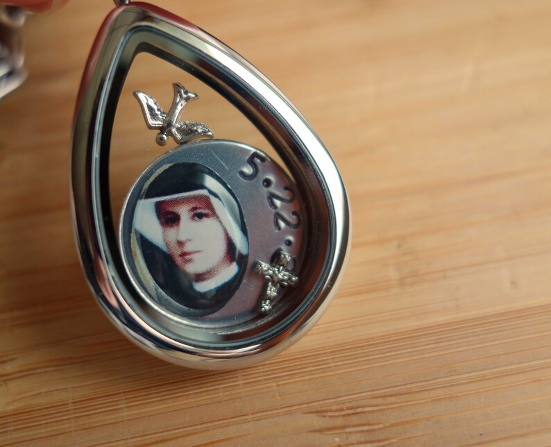 Confirmation saint floating locket Pick your Confirmation saint confirmation GIFT for girls teens catholic jewelry custom, made to order image 2