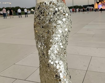Gonna midi con paillettes da donna: abito scintillante a vita alta per festival e feste.
