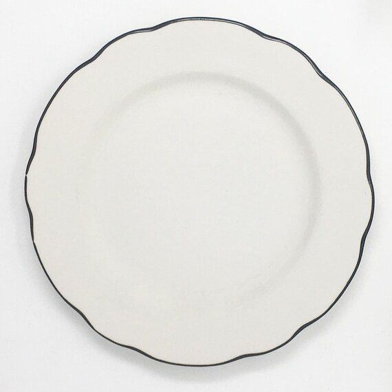Vintage Buffalo China Dinner Plate Scalloped Edge Black Etsy