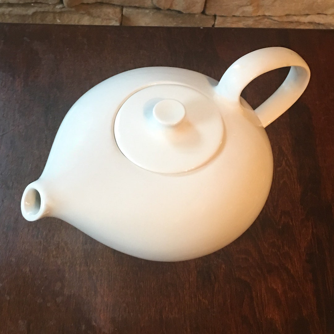 Russel Wright, White Teapot, MCM Design, Casual China by Iroquois China