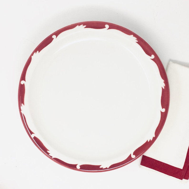 Syracuse China, Large Dinner Plate, Red Wave Pattern, Restaurant Ware, Syracuse New York, 1961 afbeelding 3