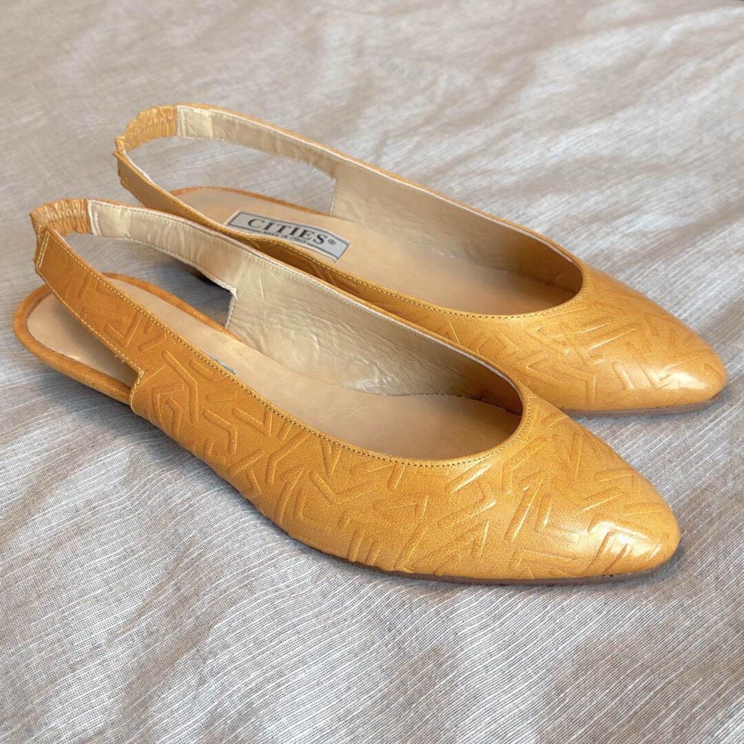 Vintage Italian Leather Slingback Shoes Cream Gold Woven Flats Square Toe Size 38.5