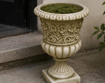 Miniature Garden Urn STL – 1:12 Scale Dollhouse Garden Decor (Digital Download)