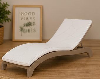 Miniature Sun Lounge Chair STL – 1:12 Scale Dollhouse Garden Decor (Digital Download)