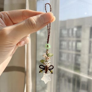 Pastel Floral Star Phone Charm: Braided Cord Macrame Lanyard