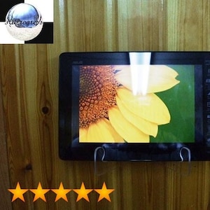 タブレット用ユニバーサルアクリル壁掛けホルダーディスプレイマウント