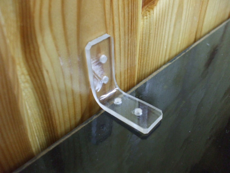 90 Degree Clear Transparent Perspex L Bracket. image 3