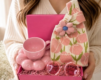 Caja de regalo rosa personalizada para ella, juego de regalo de taza con flores, caja de regalo para la mejor amiga, caja de autocuidado, regalo de cumpleaños, juego de regalo personalizado