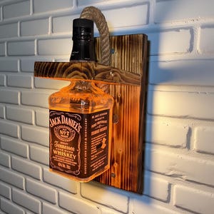 Jack Daniels Bottle Wall Lamp, rustic wall light, wood wall sconce, liquor bottle lamp,vintage sconces, industrial lamp,bourbon bottle lamp