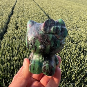 Ruby in Zoisite Hello Kitty Carving-3.6"Hand-Carved UV Reactive Crystal Figurine|Chakra Healing Gift, Kawaii Reiki Stone for Love & Vitality