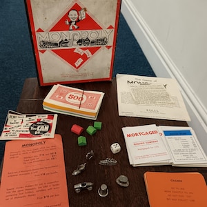 monopoly rare cards Monopoly Rare Woke Special Edition Community Chest Cards Luck Card Game  Spare Parts Includes Estate Property Cards : Amazon.com.be: Toys main image 1