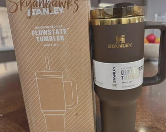 New LIMITED EDITION Stanley The Chocolate Gold Quencher H2.0 Tumbler 40 OZ