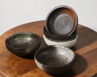 Japanese Ceramic Bowl Set, Kintsugi Style Small Serving Bowls, Sushi & Sauce Dishes, Handmade Look Tableware, Minimalist Kitchen Decor