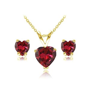 Conjunto de collar y pendientes de zafiro y rubí en forma de corazón, chapado en oro y plata.