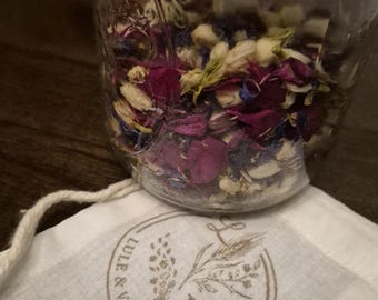 Jasmine and Gardenia Botanical Sachet, Handcrafted Dried Florals, Blue Cornflower and Geranium, Natural Home Fragrance, Wardrobe Freshner
