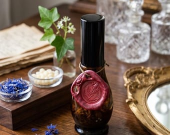 50ml Amber Glass Mist Bottle – Dried Cornflower, Jasmine Petals, Wax Seal, DIY Blend