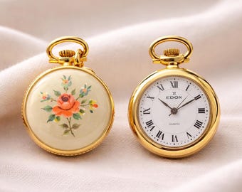 Reloj de bolsillo Edox suizo de cuarzo vintage / Caja tipo cazador con esmalte floral color crema / Intrincado grabado dorado en la parte posterior