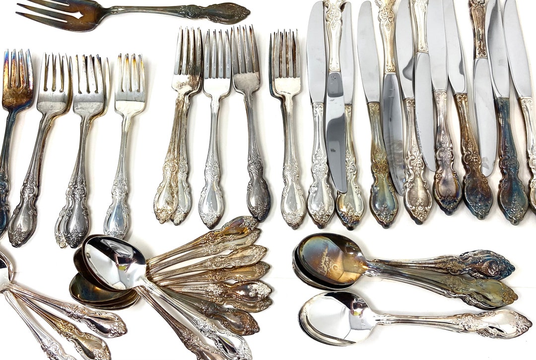 Vintage Set of Oneida Flatware Cutlery Louisiana Pattern Silverware Lot