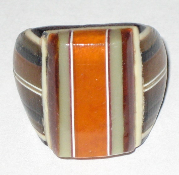 vintage 30s 40s bob dodd bakelite celluloid folk a