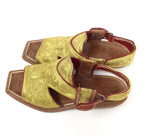 Vintage embroidered leather ethnic sandals shoes - image 4