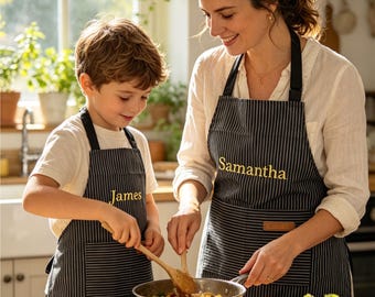 Personalized Mommy and Me Apron Set, Custom Embroidered Chef Aprons, Parent Child Baking Gift