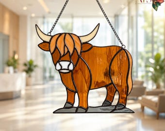 Patroon voor glas-in-lood met Schotse hooglandkoe (PDF) | Sjabloon voor raamhanger met koe | Glas-in-loodpatroon met boerderijdieren | Glaskunst met Schotse hooglandkoe | Glas-in-lood
