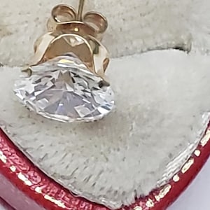 Unisex   14k Yellow Gold  Huge CZ  Single  Earring Stud