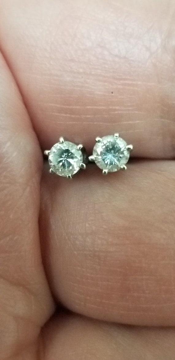 Estate .50ct  Diamond 14k WG Earrings Studs , Cir… - image 6