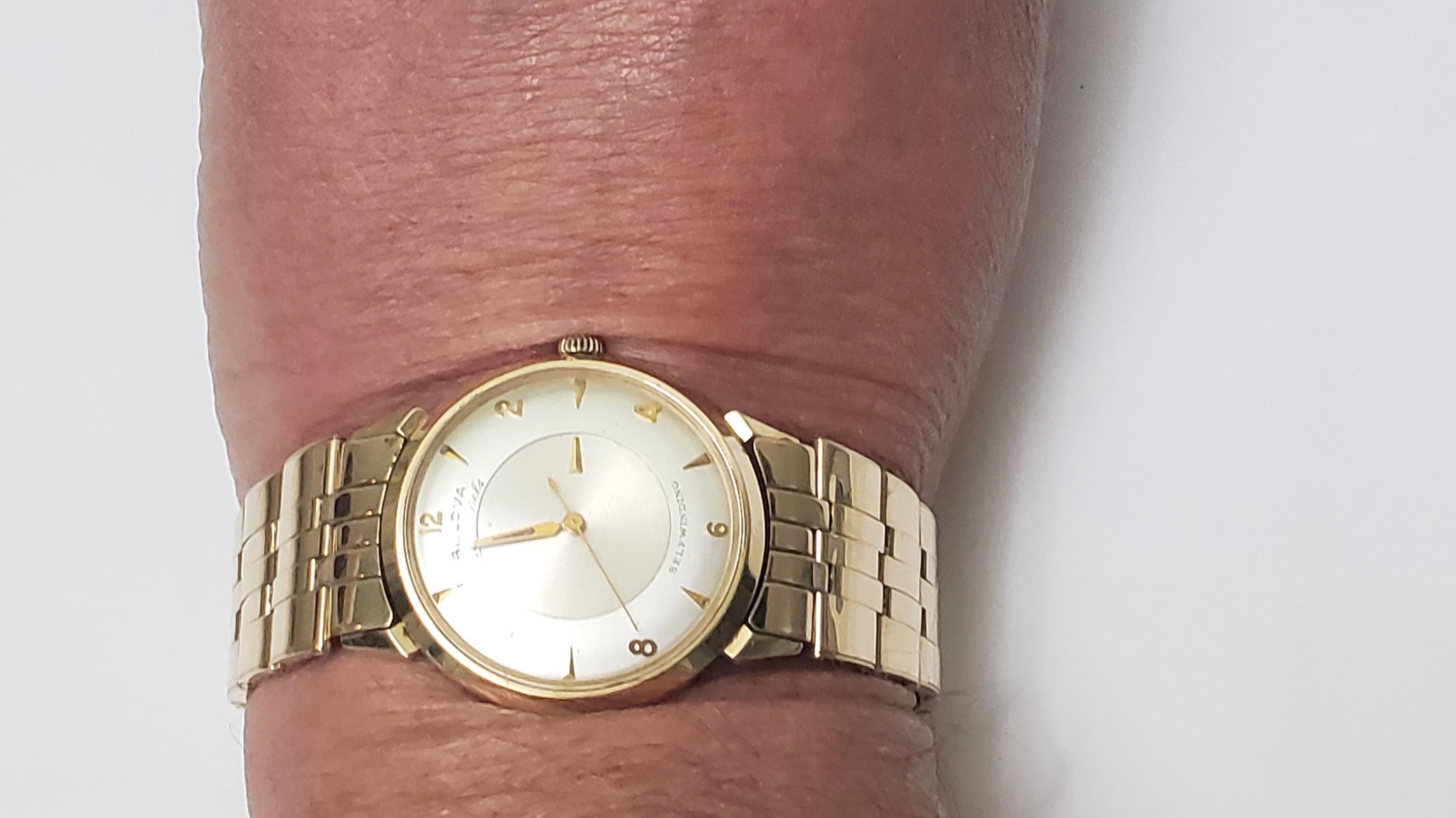 ビンテージBulova 23 automatic gold bezel Vintage Bulova 23 Jewels Automatic Watch Sunburst Watch | eBay