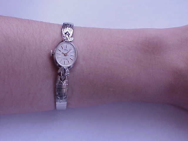 Estate Very Rare 14k White Gold Diamond Belair Lady