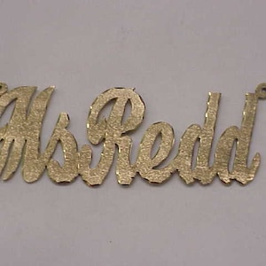 14K SOLID YELLOW GOLD Personalized  &quot;Ms Redd&quot;Cursive Name Pendant