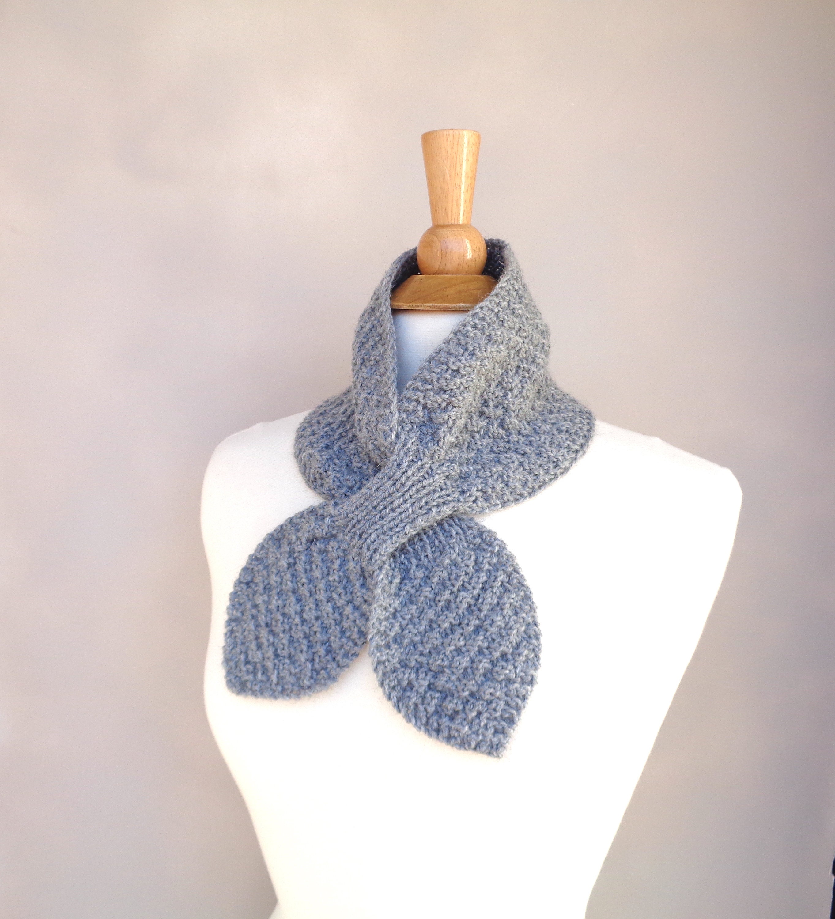 Chunky Gray Ascot Scarf, Pull Through Keyhole, Alpaca Wool, Small