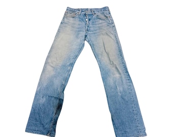 Vintage Levi’s 501 Medium Wash Jeans