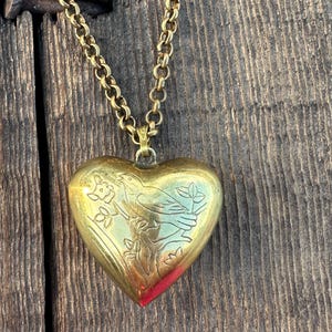 Collar de corazón de pájaro, collar de latón vintage, cadena de joyería