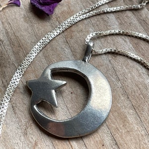 Crescent Moon Star Necklace Vintage Silver Jewelry image 2