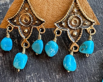Boucles D'Oreilles Anciennes Longues En Turquoise Et Plaqué Or - Style Créateur, Occasion
