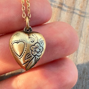 Flower Heart Necklace Vintage Pendant Jewelry