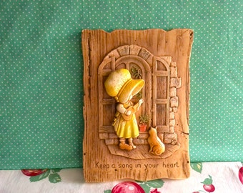 Vintage Holly Hobbie Wall Hanging Plaque - Keep A Song In Your Heart - Faux Wood Plastic