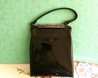 Black Patent Leather Handbag By La France - Petite Point Clasp - Top Handle - 1960s Classic Purse