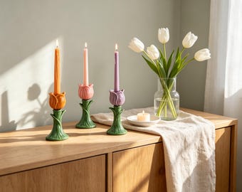 Portavelas de tulipán, decoración floral de cerámica, acento vintage estilo cottagecore para el hogar, linda decoración floral para la mesa