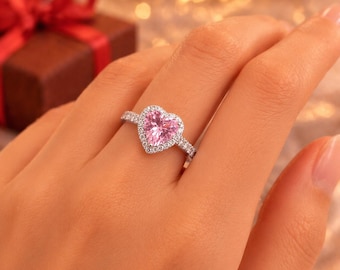 Anillo Corazón Rosa, Anillo Delicado de Oro Rosa, Anillo de Compromiso Romántico, Joyería Elegante, Regalo para Ella, Anillo de Joyería con Corazón Delicado